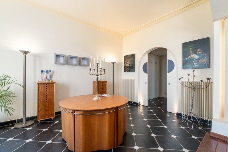 Gemeubelde studio foto 7
