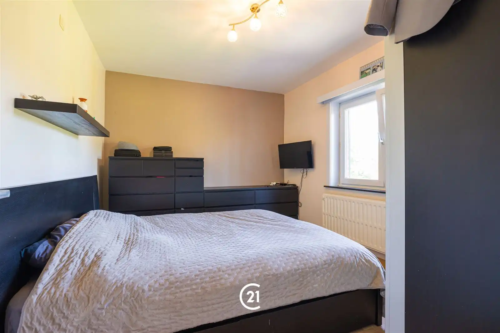 Instapklare woning met  3 slaapkamers foto 14