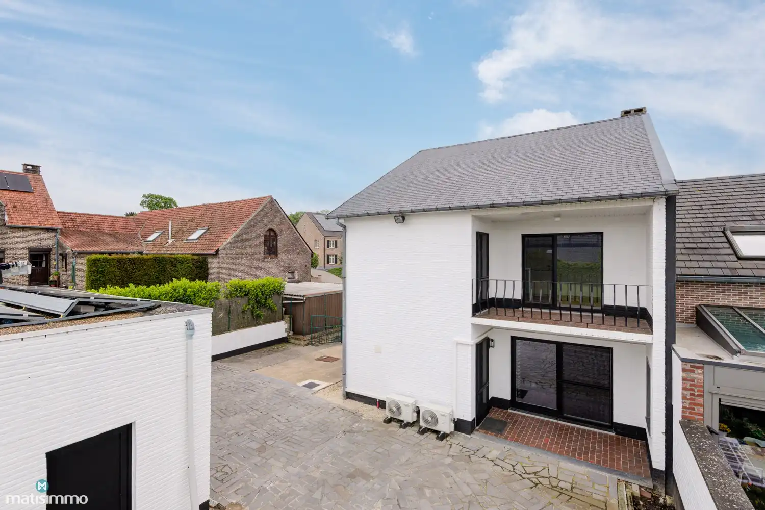 VOLLEDIG GERENOVEERDE EN ENERGIEZUINIGE WONING MET DUBBELE GARAGE EN OPSLAGRUIMTE IN HERDEREN foto 40