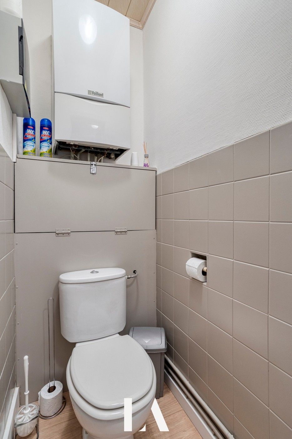 Vernieuwd 1-slaapkamer appartement vlakbij zee. foto 11