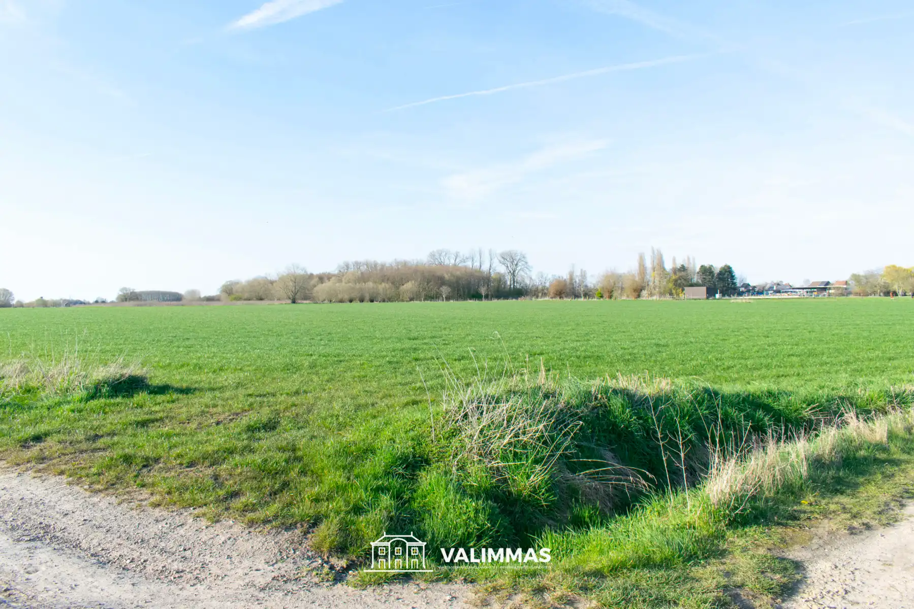 Welgelegen landbouwgrond (akkerland), ±52are. Vrij van pacht foto {{pictureIndex}}