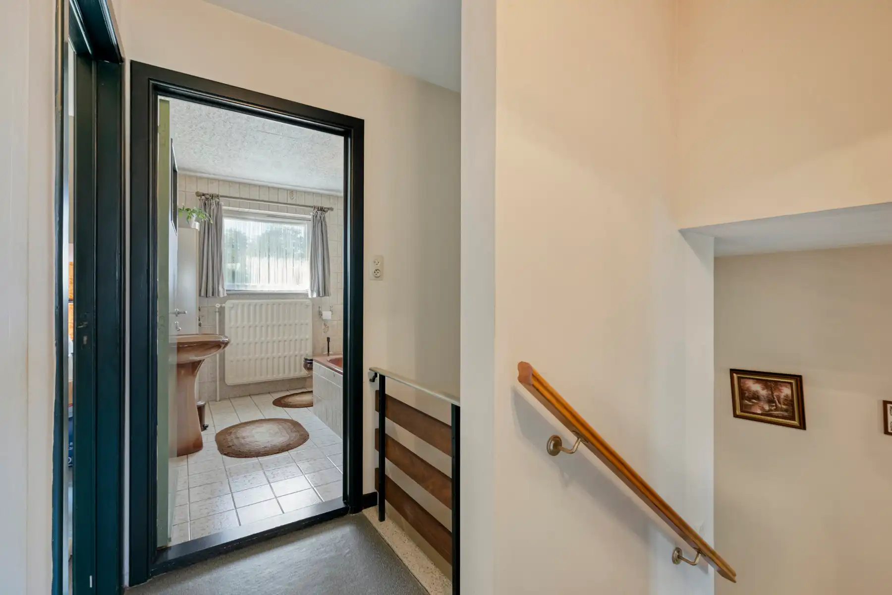 Charmante woning met mooie tuin, 3 slaapkamers en garage foto 17