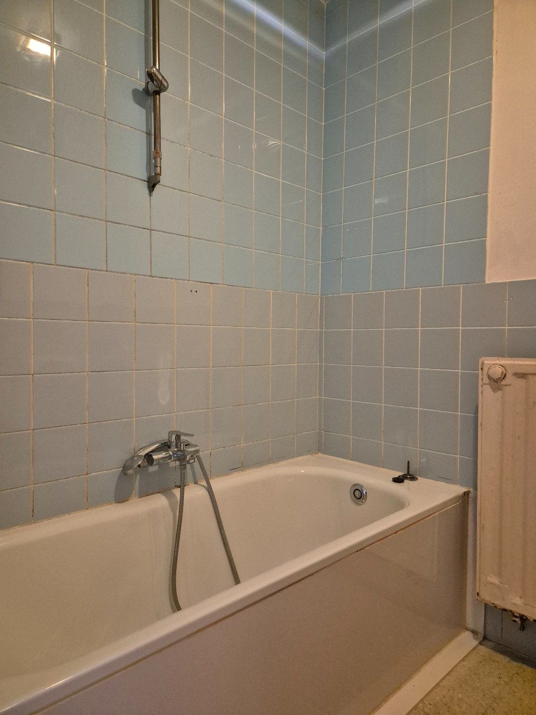 Ruim appartement zonder gemeenschappelijke lasten in centrum Merchtem foto 8