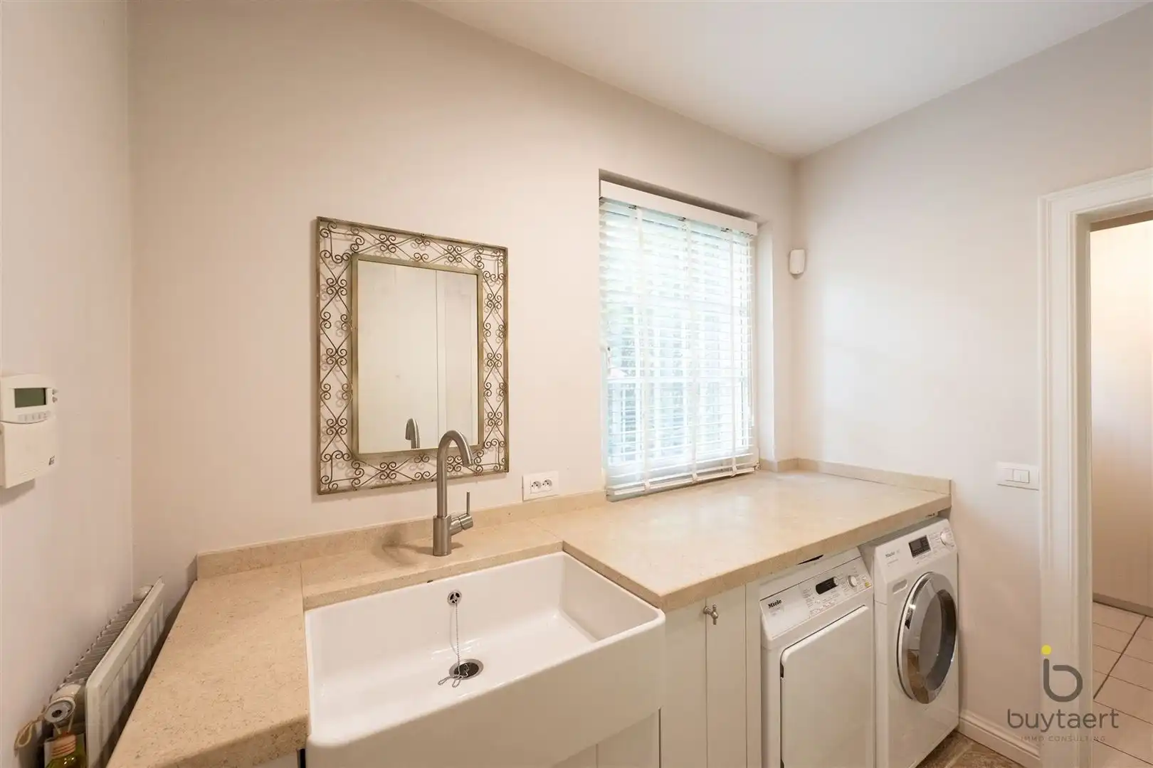 EXCLUSIEF: stijlvolle villa met een tijdloze inrichting op een toplocatie te Schilde! foto 34