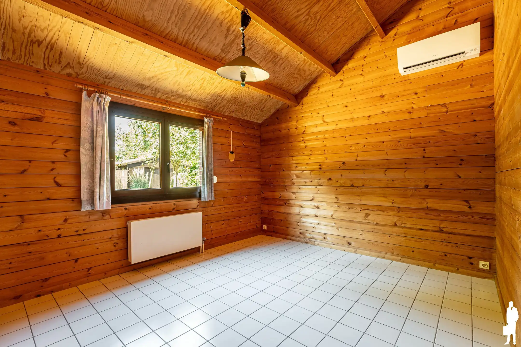Vrijstaande laagbouwwoning op een perceel van 2.448 m² foto 22