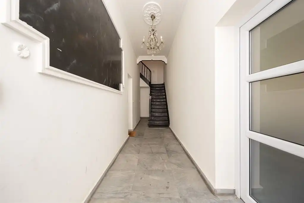 energiezuinig gerenoveerd appartement met ruim terras foto 13