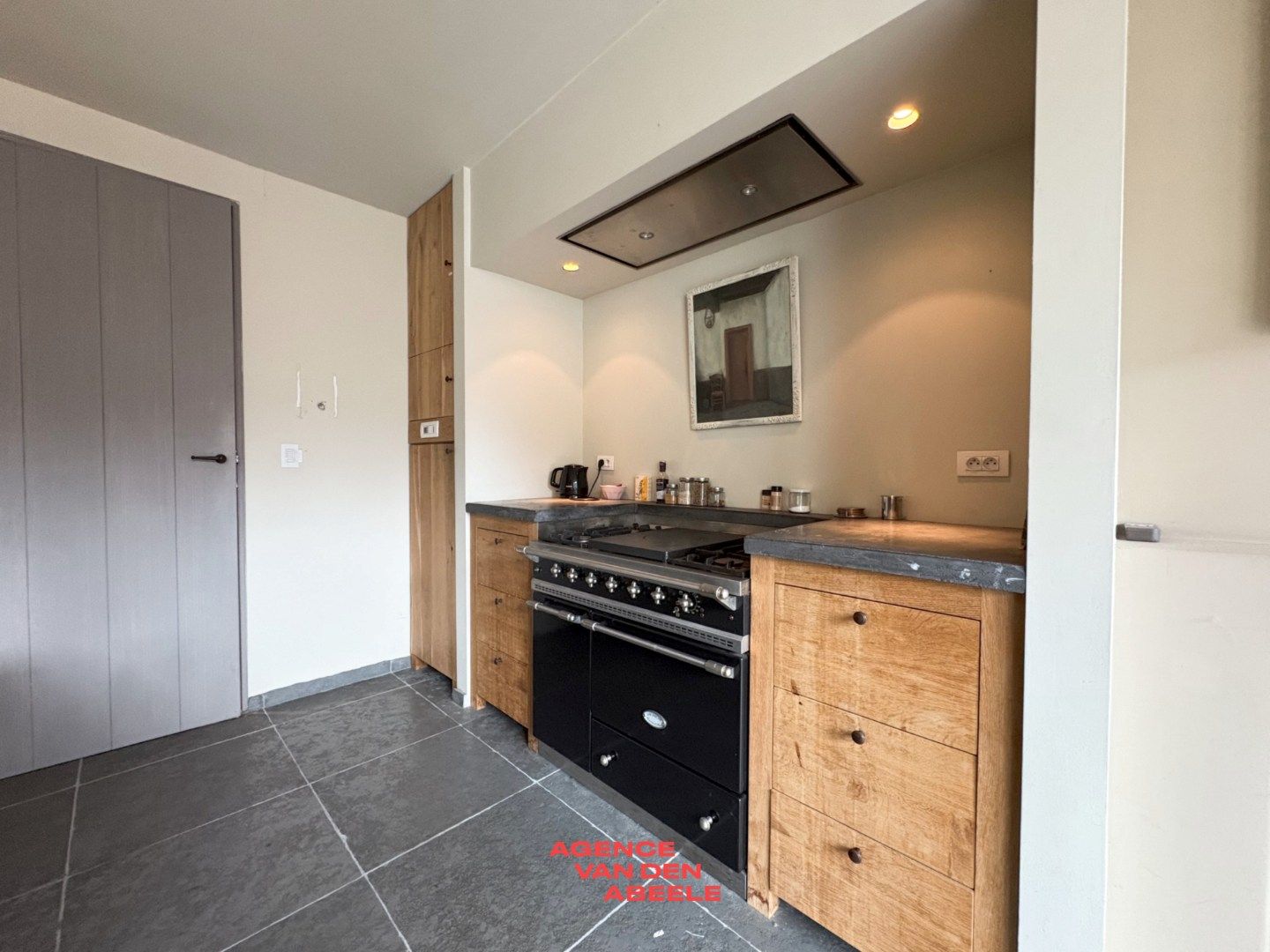 High class woning met stadskoer foto 6