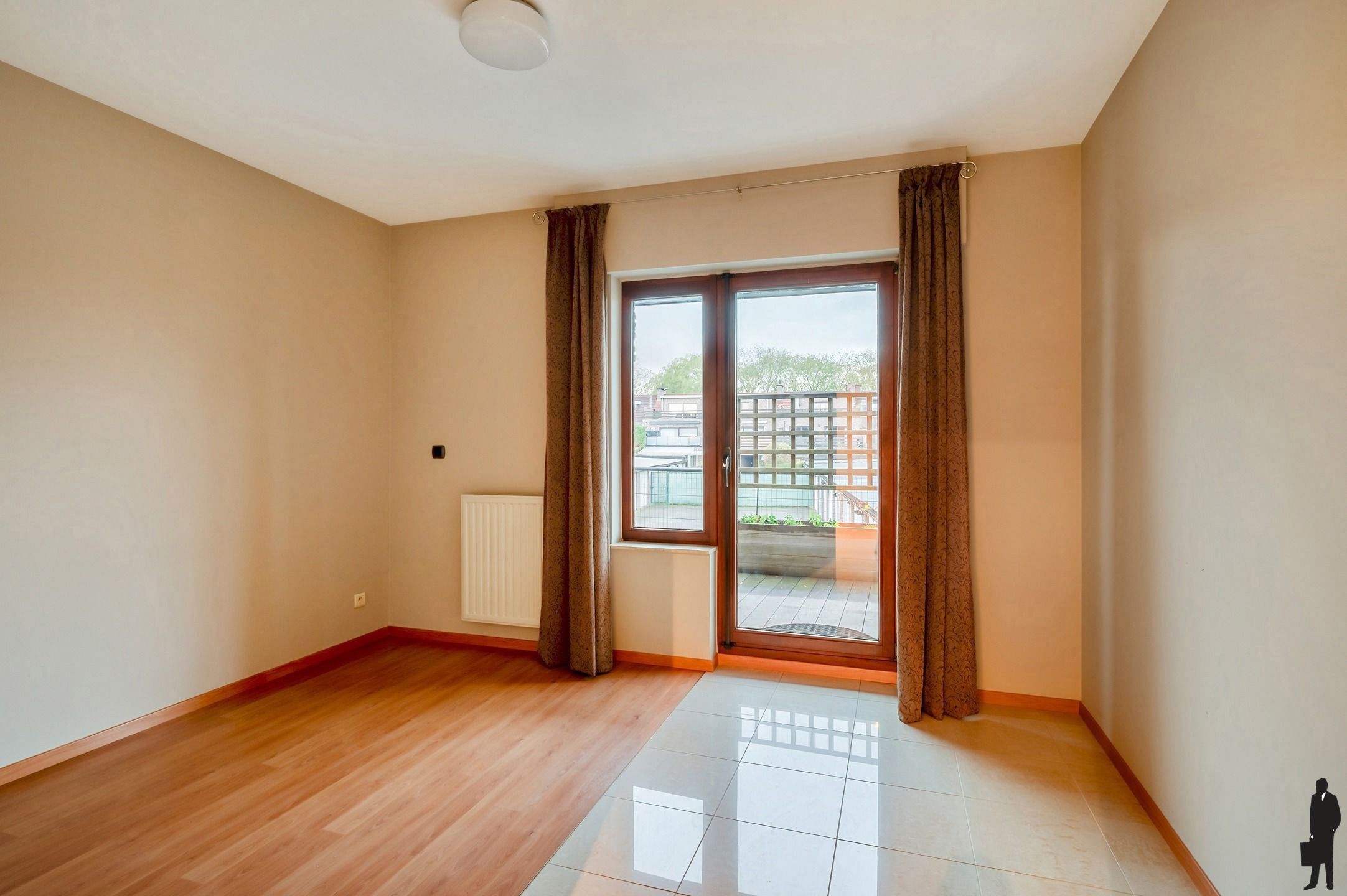 Centraal gelegen appartement met 2 slaapkamers en garagebox! foto 6