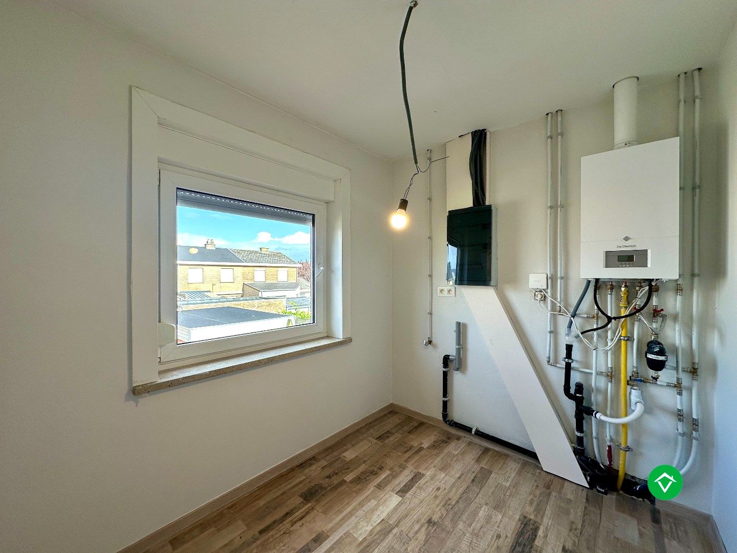 Instapklare woning met garage te huur in Gistel foto 14