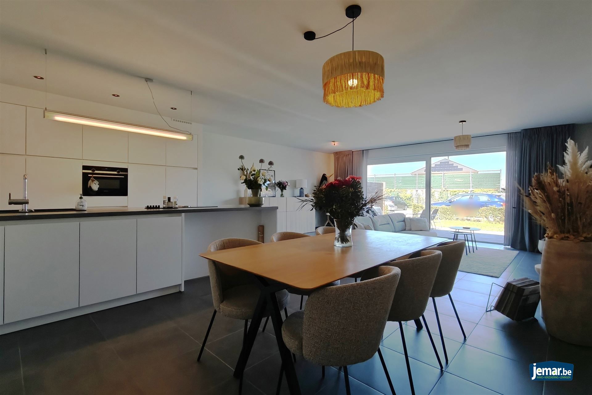 Appartement foto {{pictureIndex}}