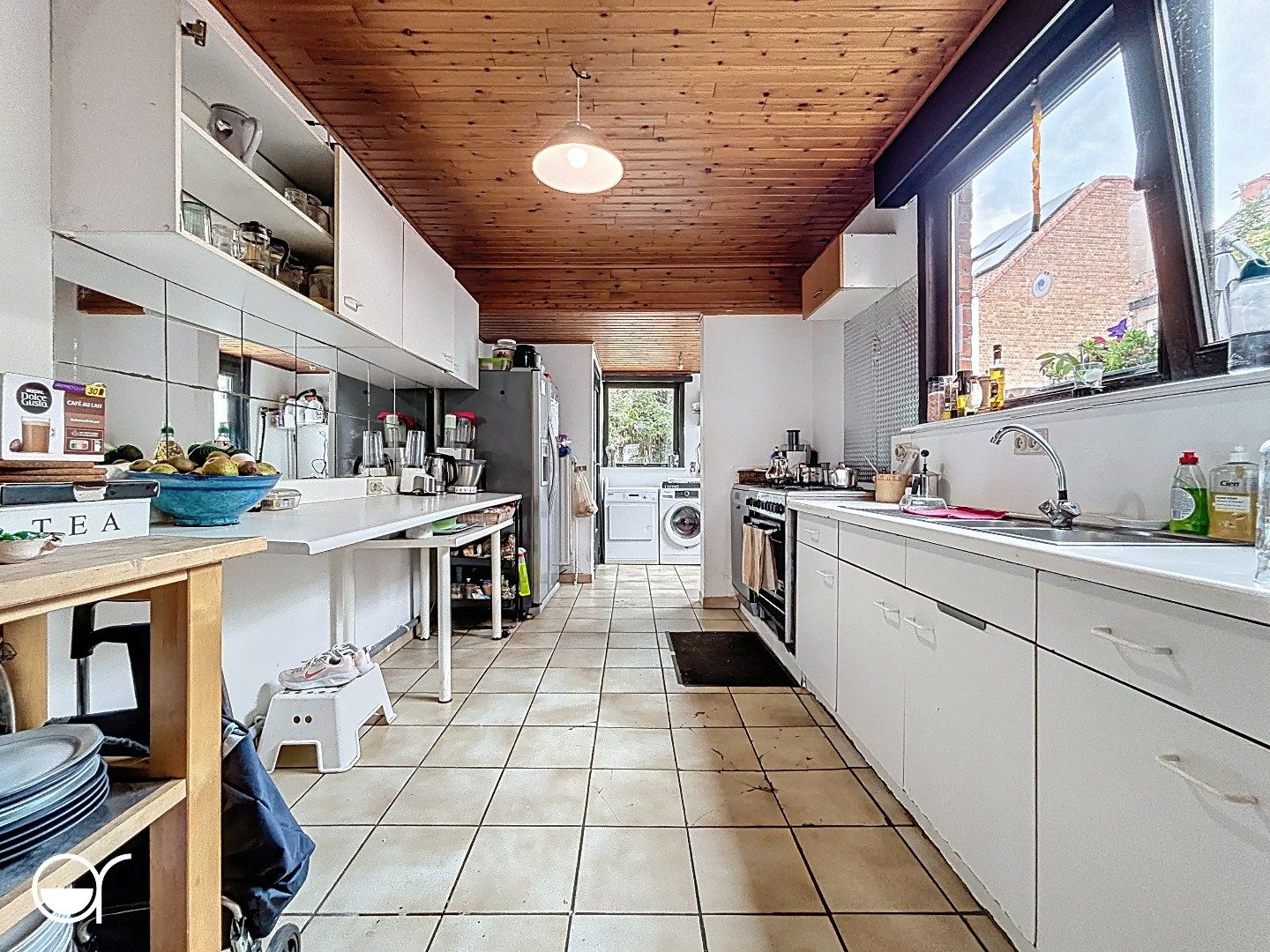 Te renoveren woning met zonnige tuin aan de Bourgoyen. foto 13