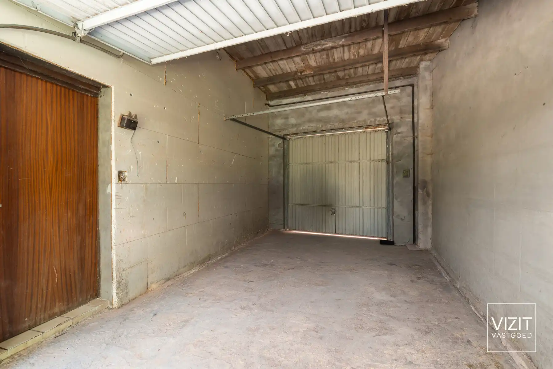 Te renoveren woning met diverse mogelijkheden! foto 15