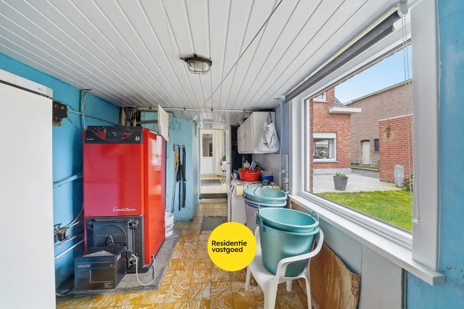 Halfopen woning met 4 slaapkamers, garage en ruime oprit op 429 m² in Oudenburg foto 10