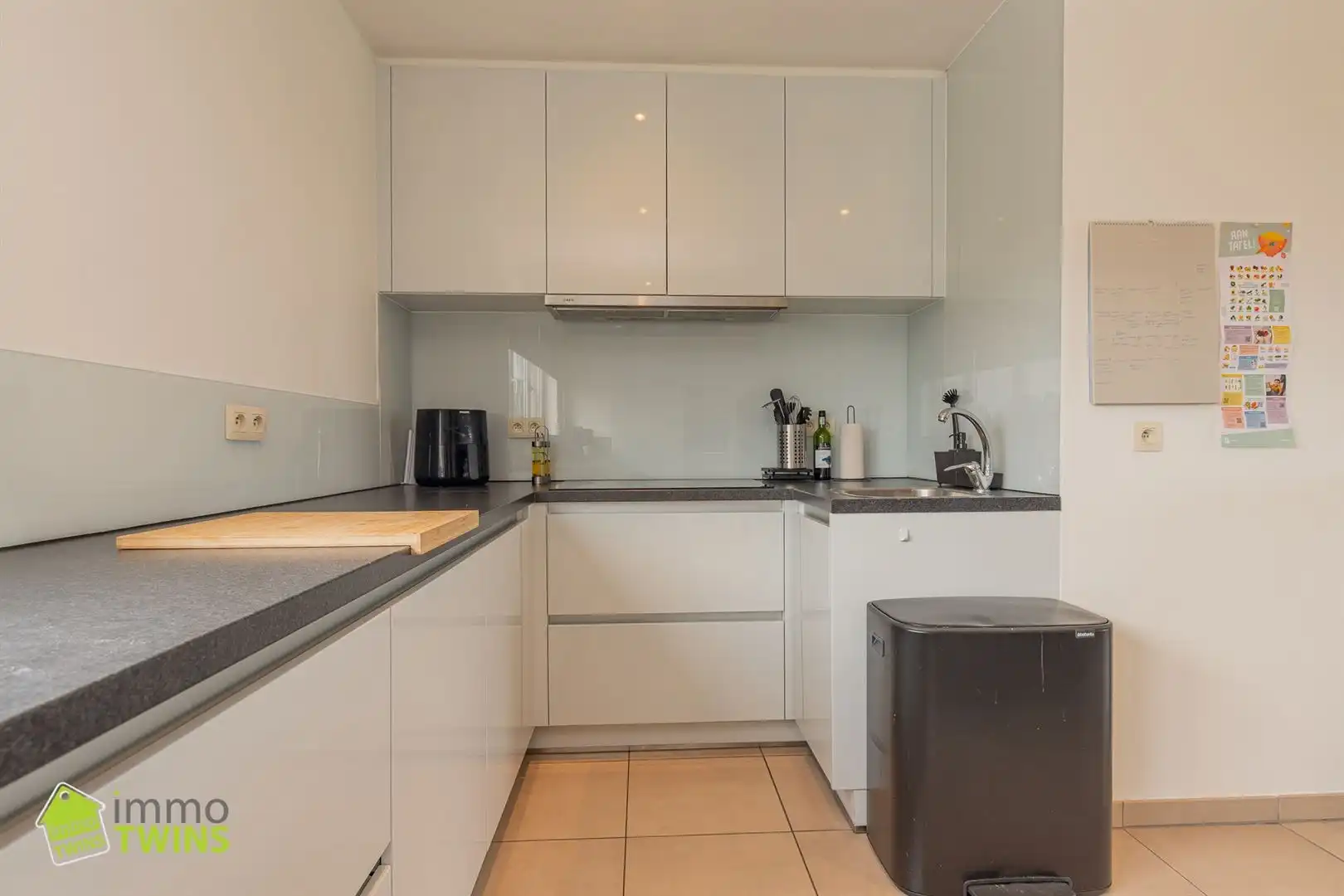 Ruim en stijlvol duplex appartement (155m²) met garage en staanplaats te Schoonaarde (Dendermonde). foto 7