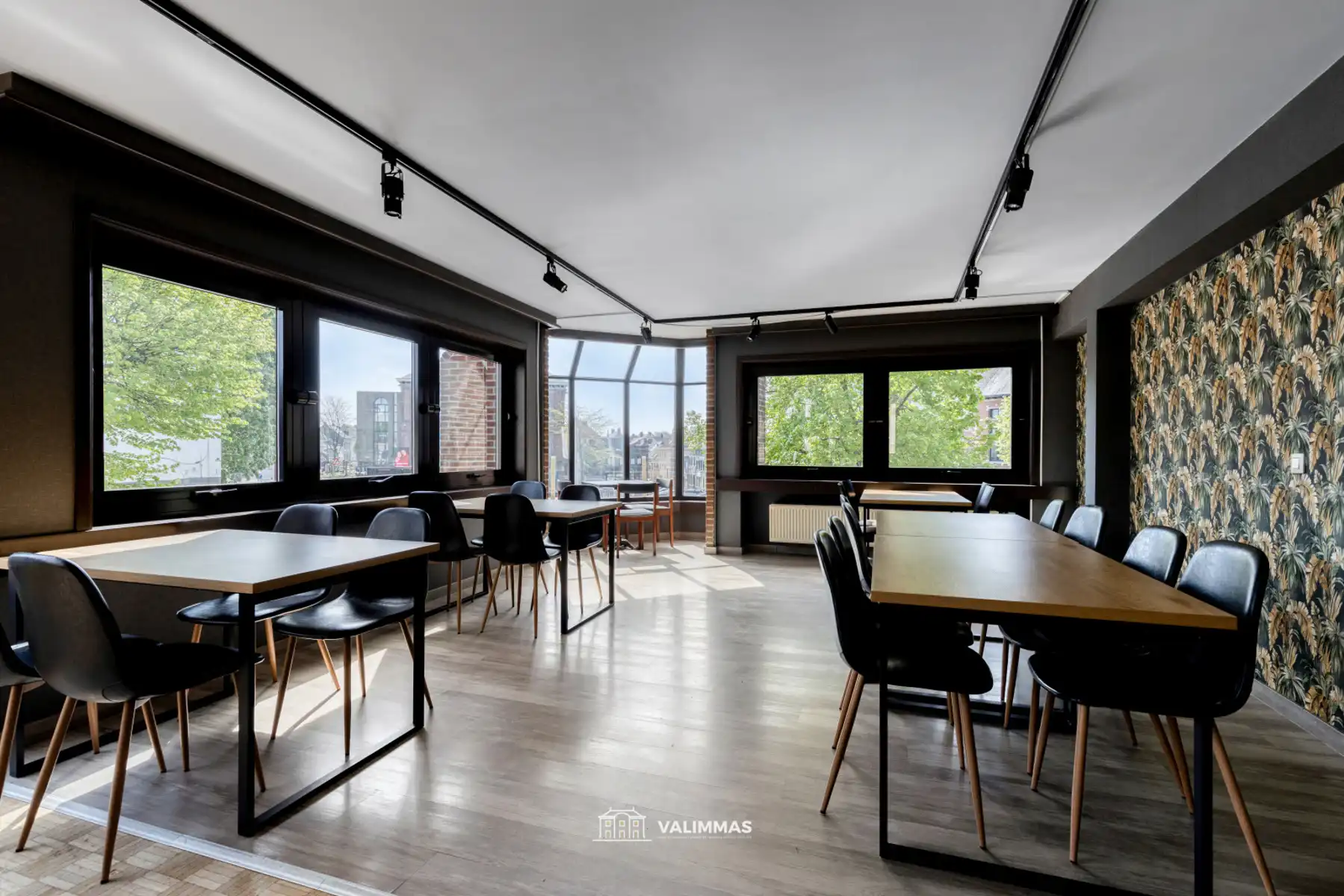 Centrum Asse: ruime handelswoning met terras en grote garage foto 21