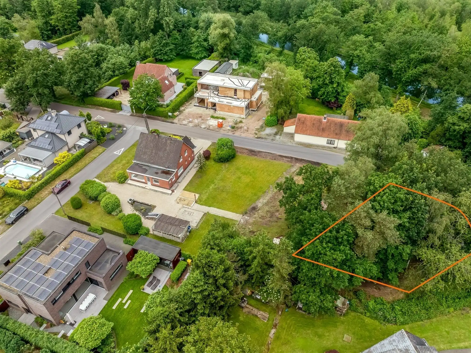 RUIME NIEUWBOUWWONING OP RUSTIGE LIGGING! foto 13