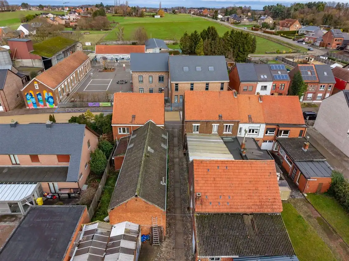 Woning met 3slk, tuintje en werkhuis foto 35