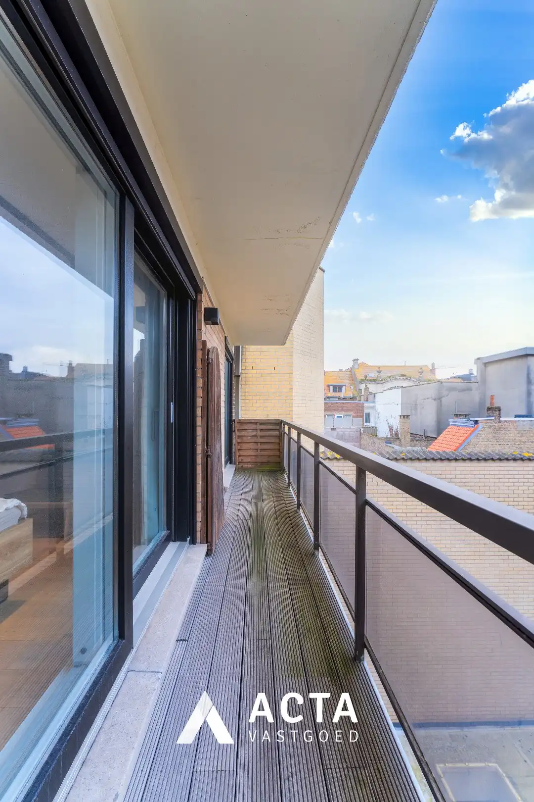 Instapklaar appartement met 2 slaapkamers in centrum Oostende foto 4