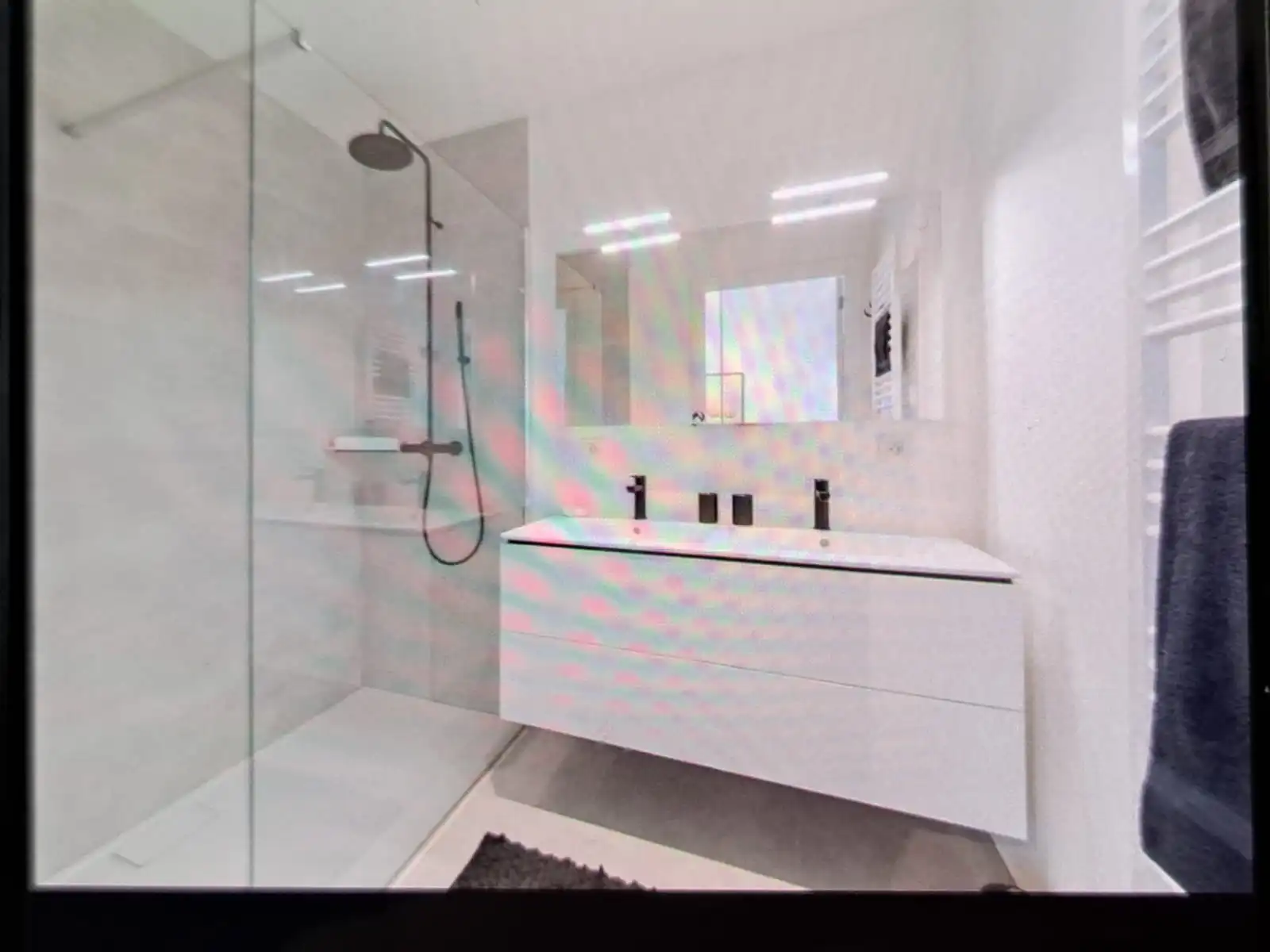 Stijlvol appartement met ondergrondse parkeerplaats foto 11