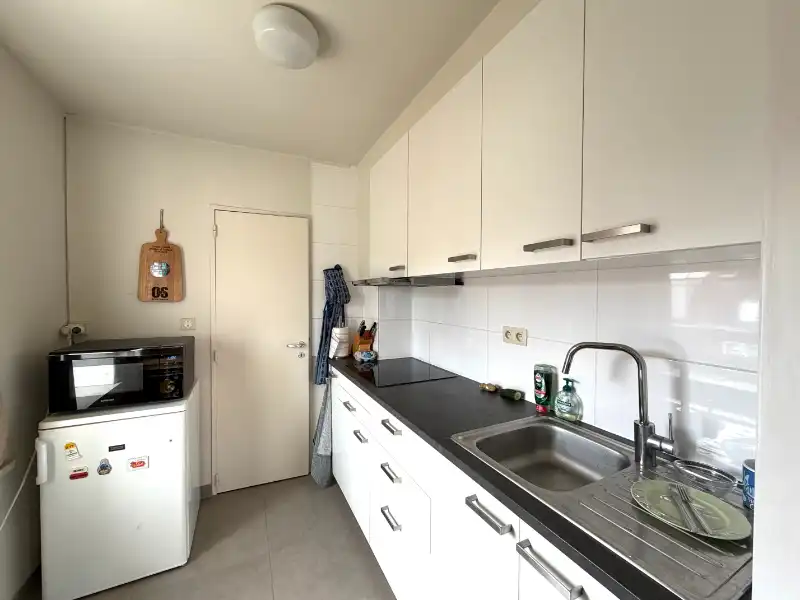 NABIJ UZ GENT, INSTAPKLAAR APPARTEMENT MET 1 SLAAPKAMER foto 6