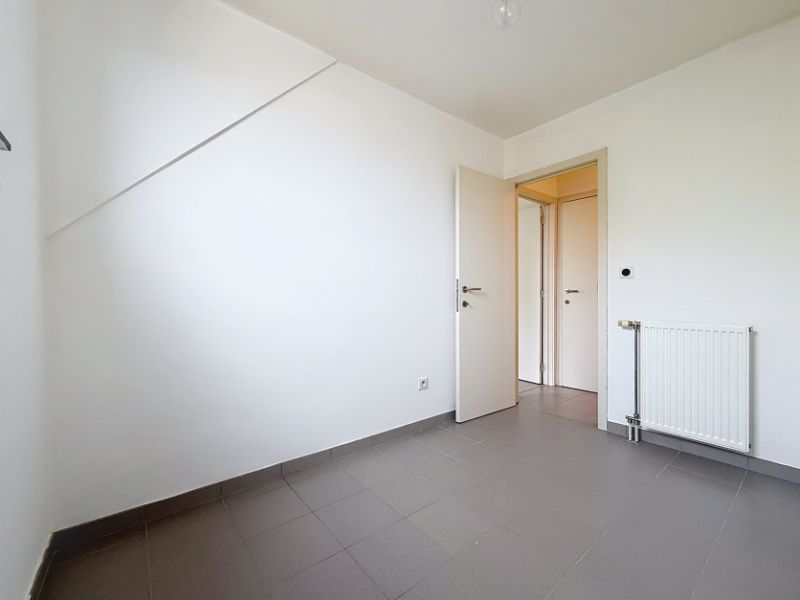 Duplex appartement met 2 slaapkamers, terras en garage foto 7