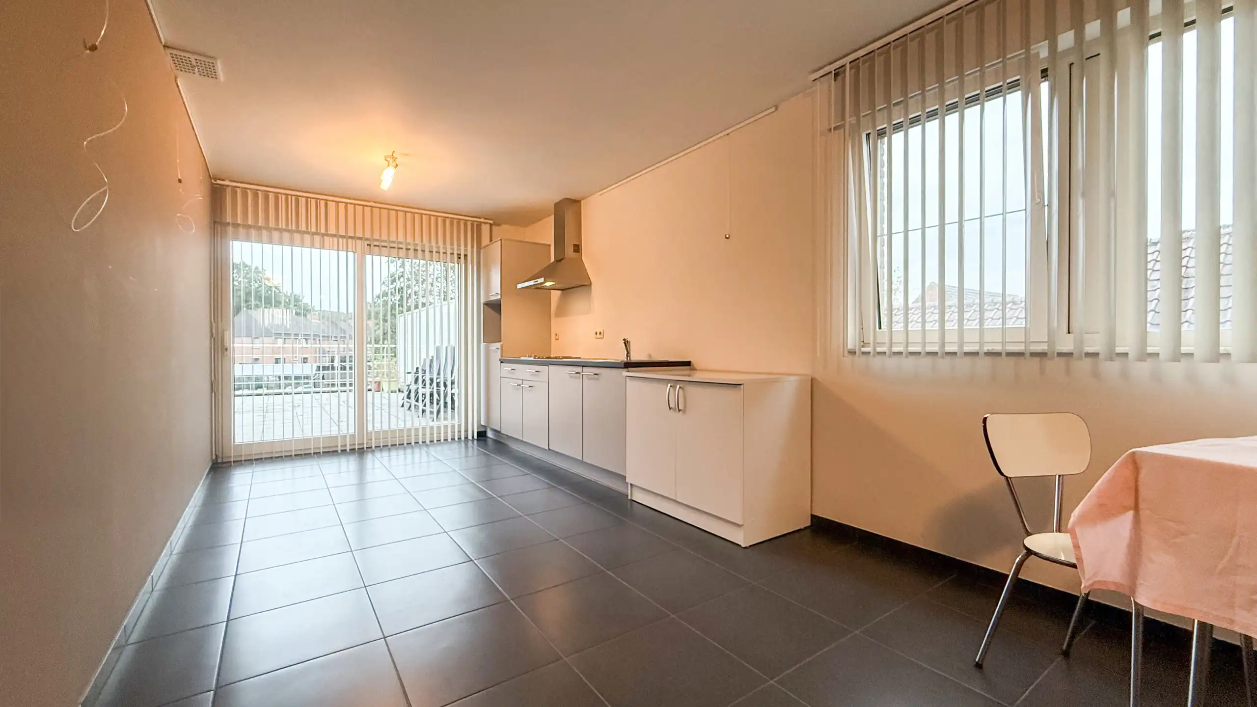 Veelzijdig investeringspand met 10 kamers, lift en kelder! foto 77