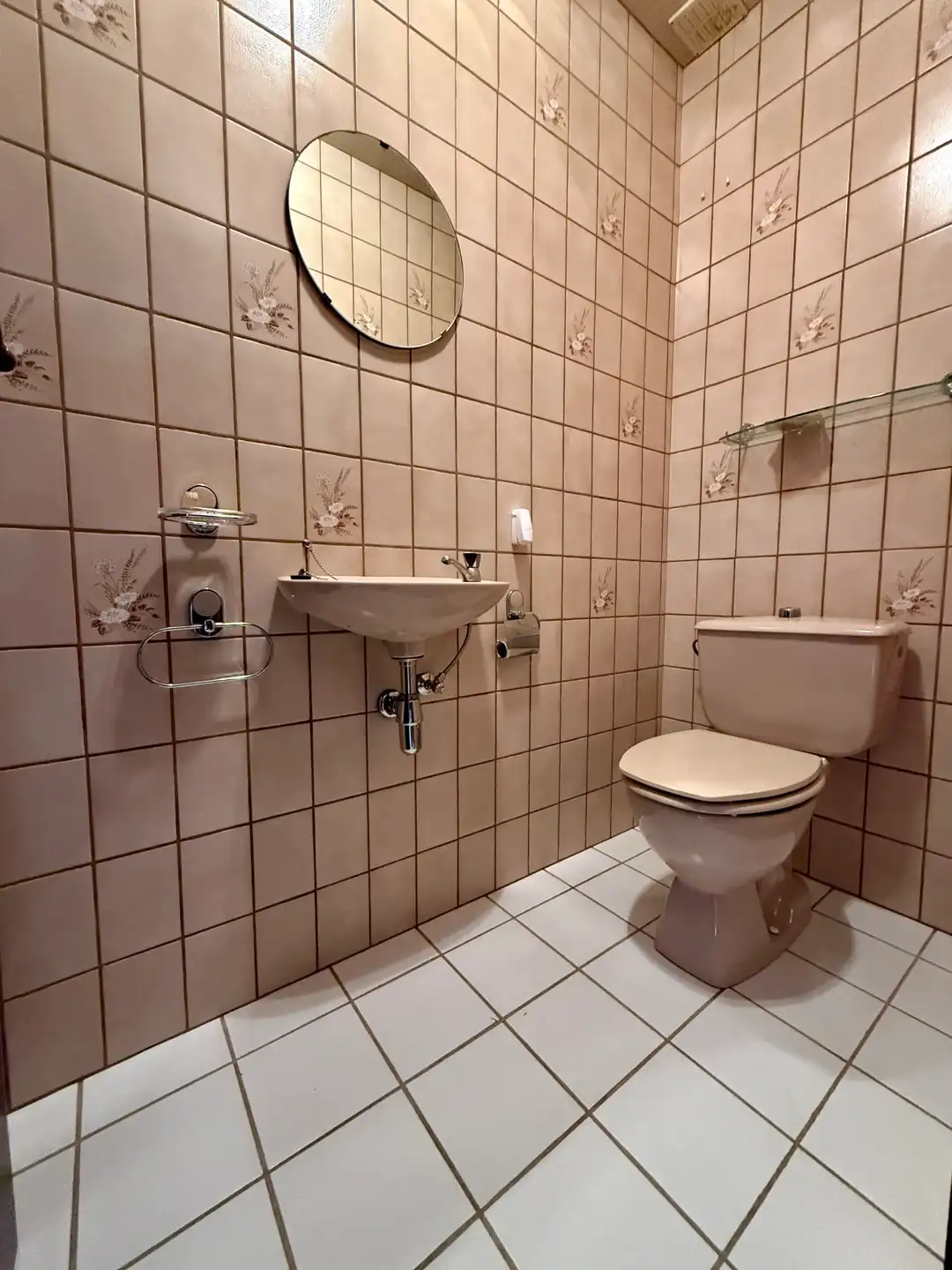 Vrijstaande woning met 4 slaapkamers op perceel van 6a72 foto 4