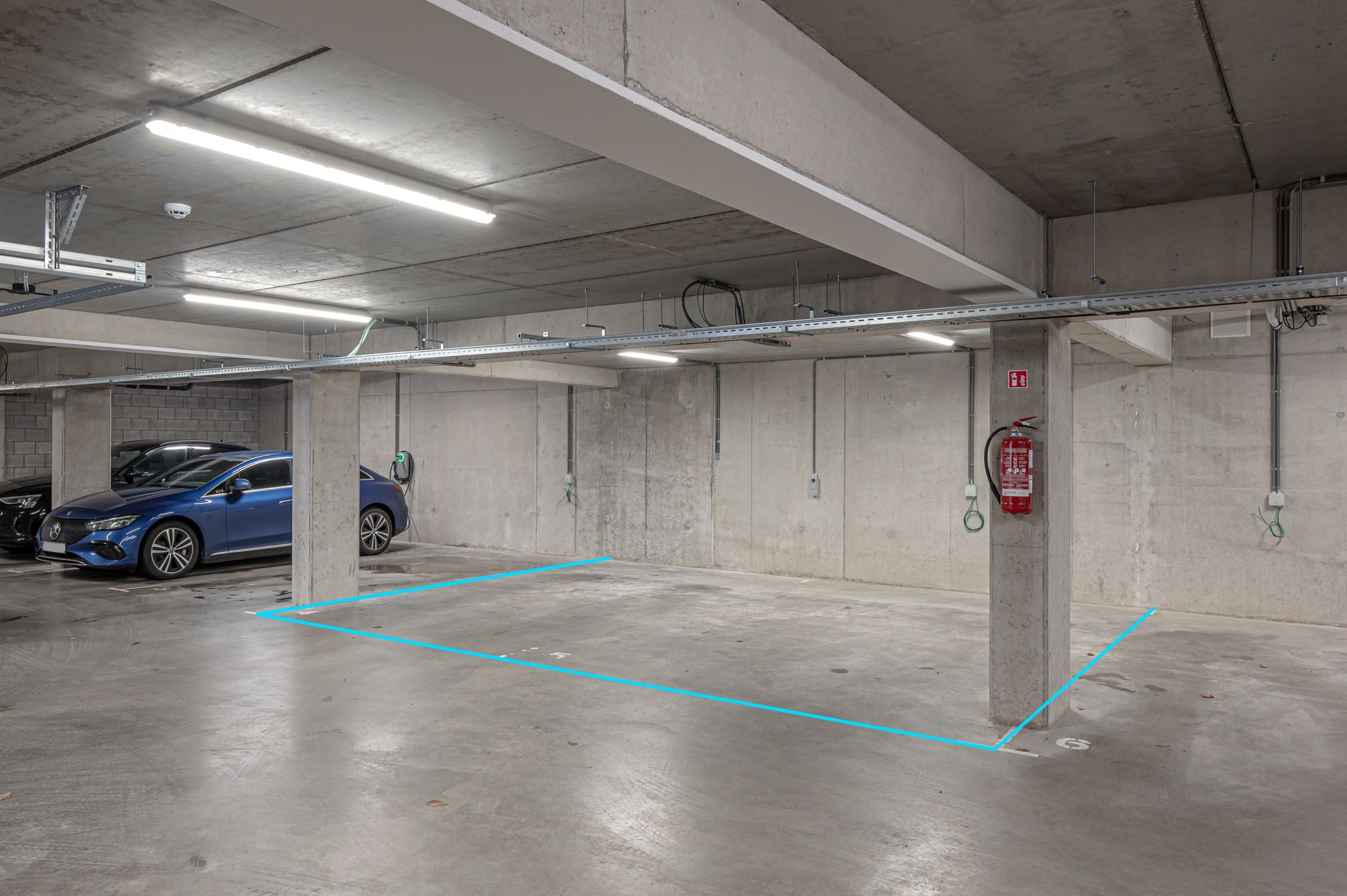 Zonnig luxueus afgewerkt appartement met weids uitzicht! foto 23