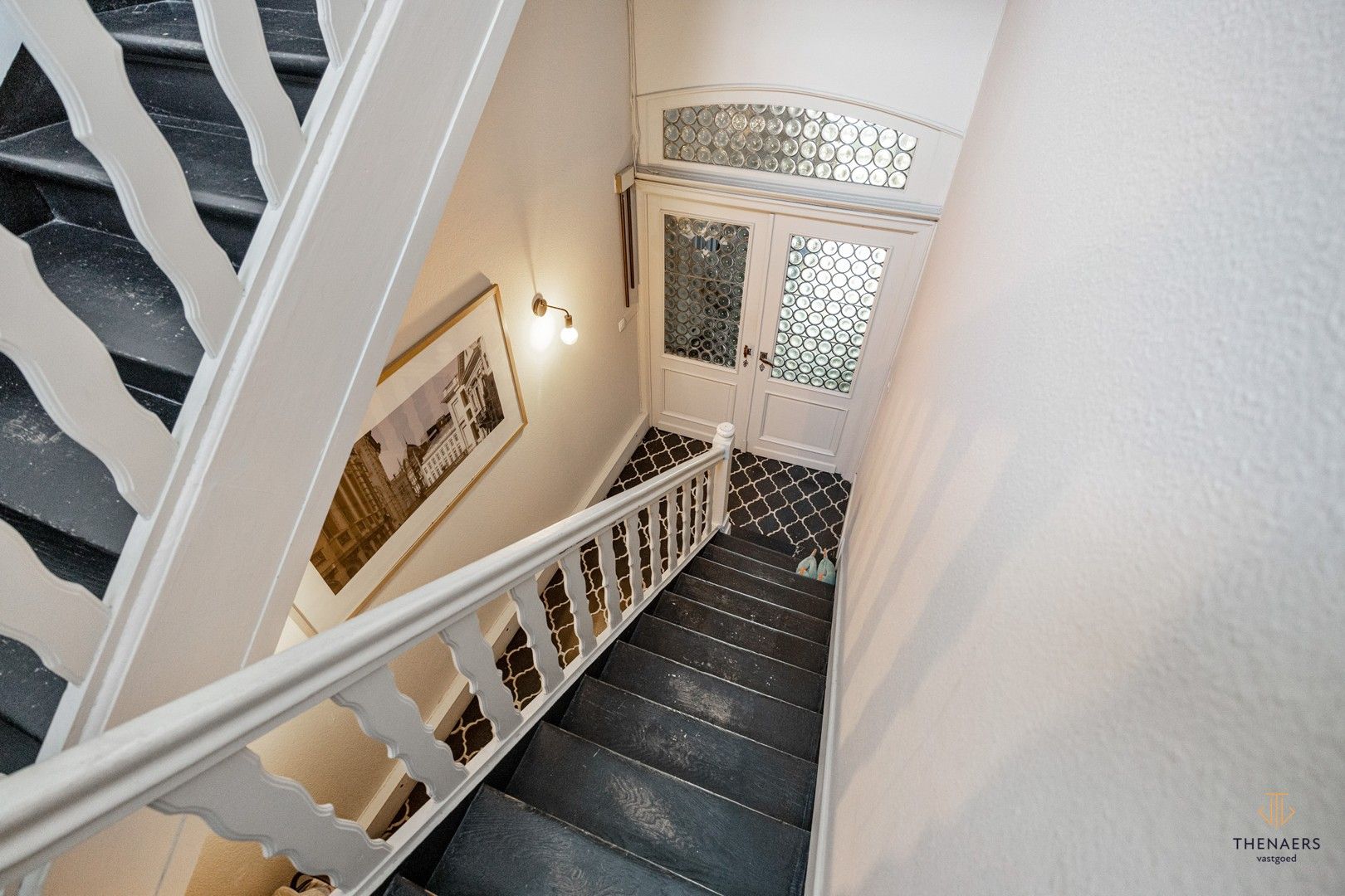 Statige herenwoning op toplocatie in hartje Sint-Truiden. foto 21