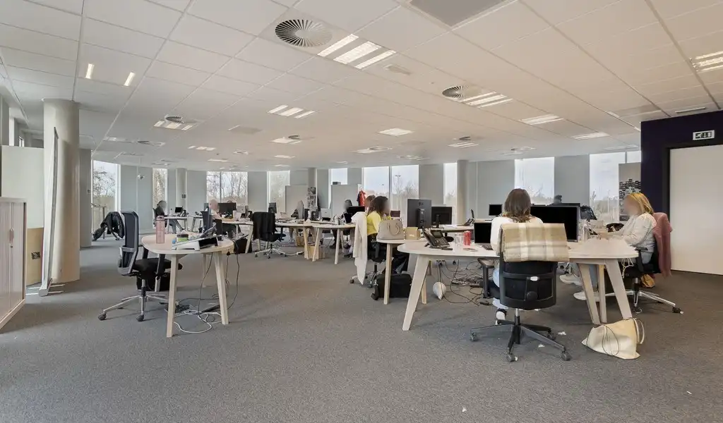 Recente kantoren te koop op topligging in Gent foto 10