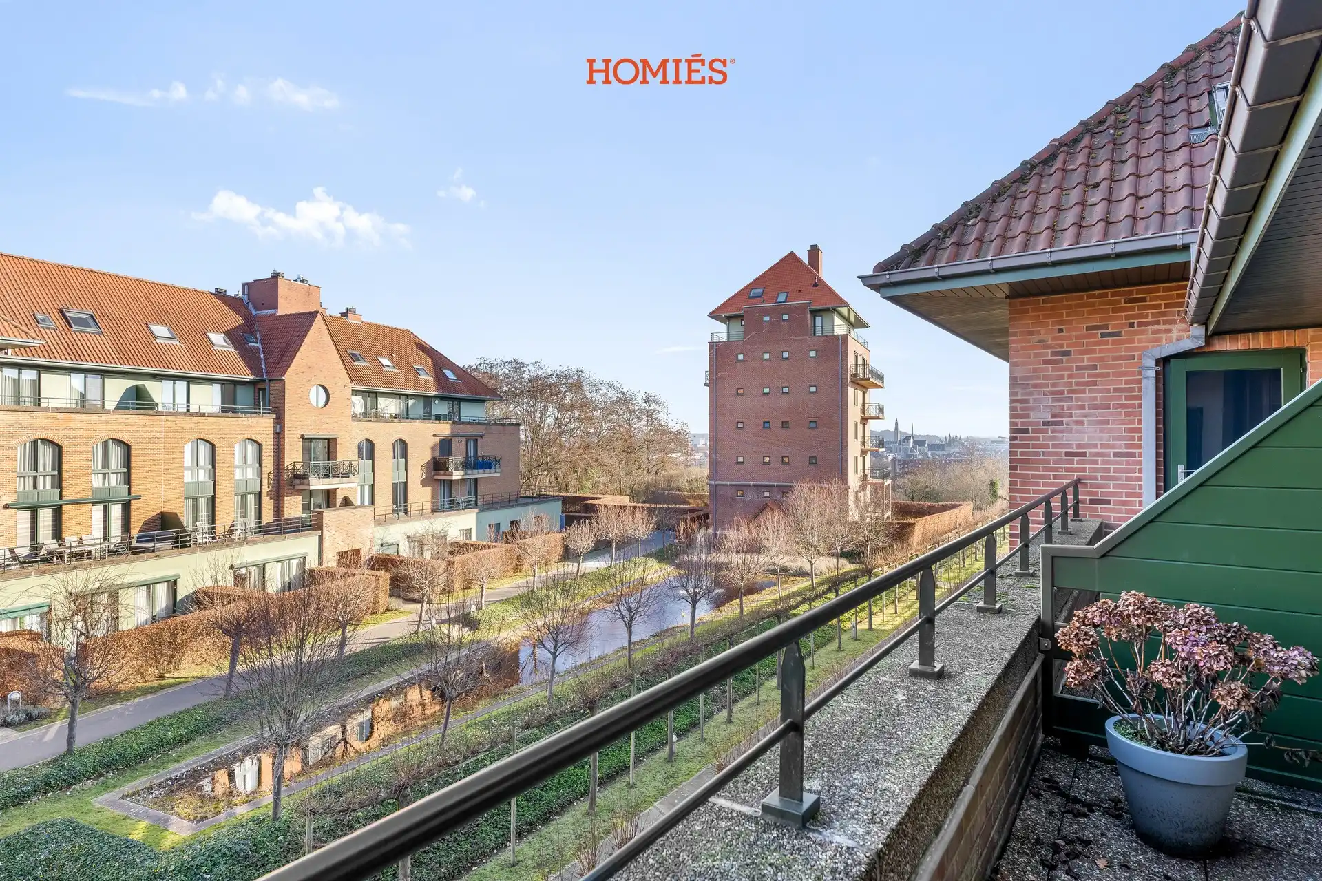 App met 2 slpk, 2 terrassen en staanplaats in het Keizershof foto 7