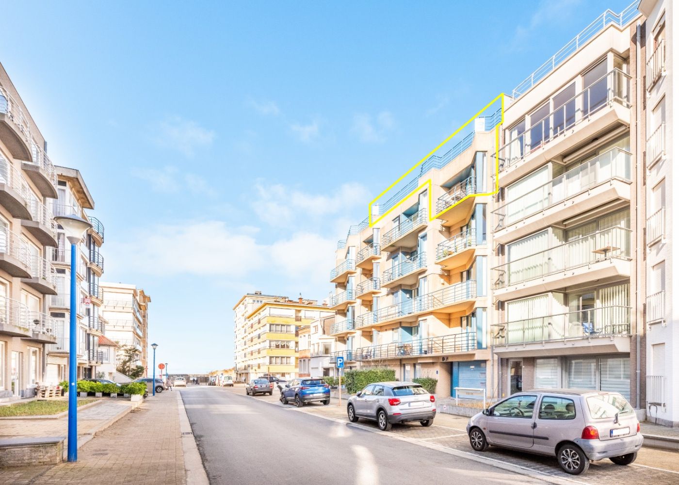 Penthouse met 2 slaapkamers en ruim zonneterras vlakbij zee foto 2