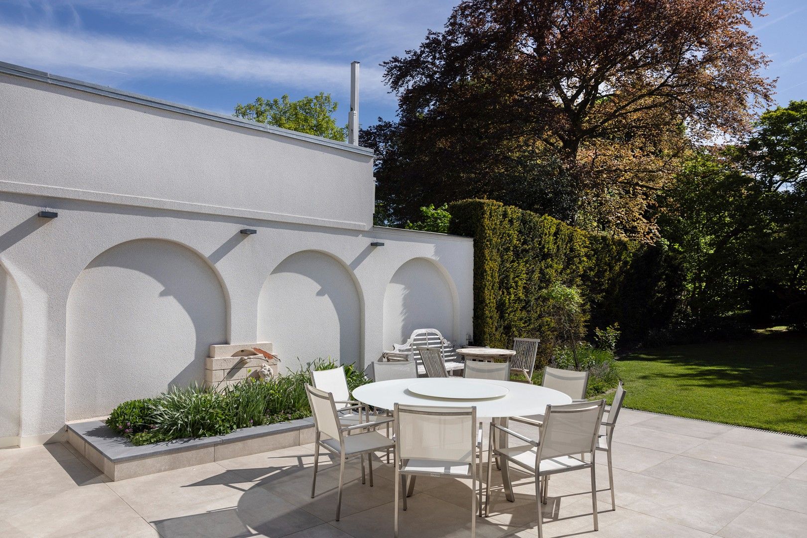 Stijlvolle, instapklare herenwoning met tuin en garage. foto 9