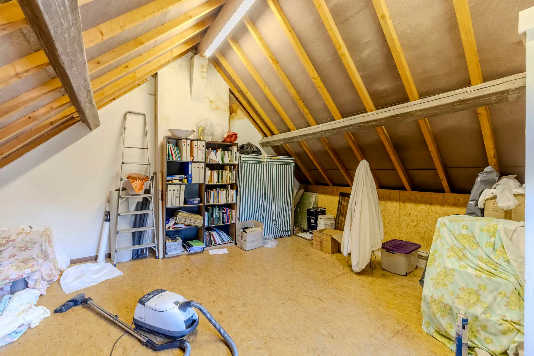 Charmante erfpachtwoning met 3 slpk op ca 3.226m². foto 22
