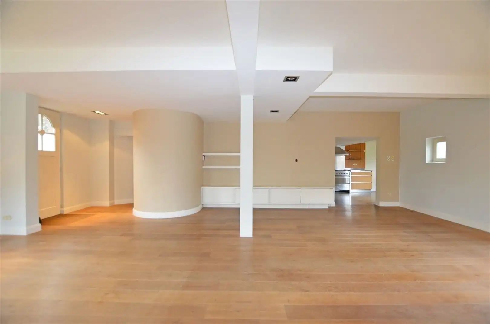 Charmante gezinswoning in de Willemswijk foto 4