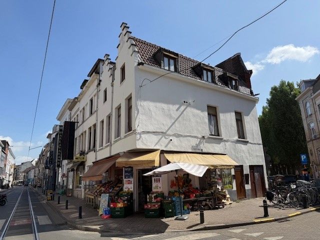 Opbrengsteigendom te koop - 2 handelspanden & 5 appartementen - Toplocatie Sleepstraat, Gent foto 2