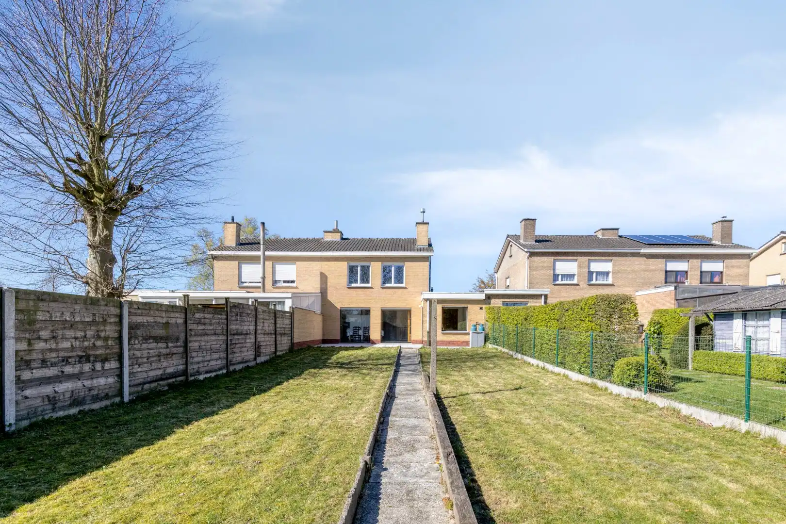 Heel aangename woning met grote tuin in een rustige buurt! foto 23