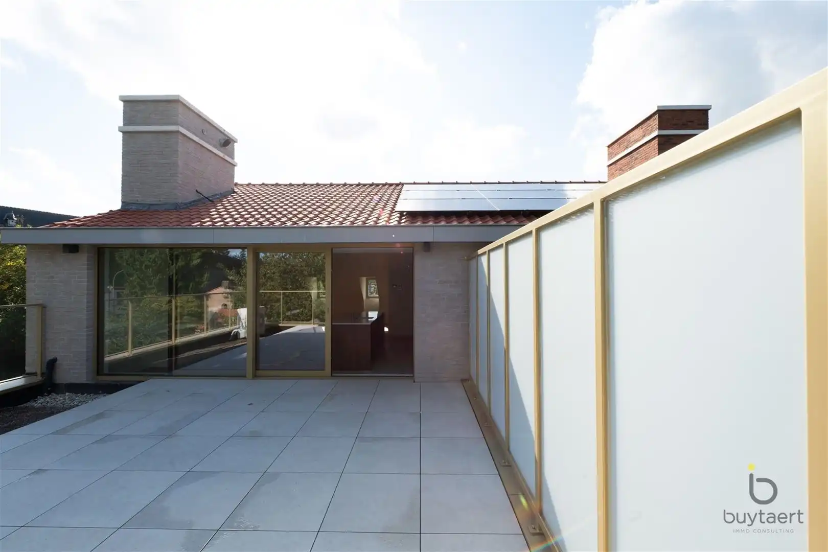 Beleef luxe, comfort en energiezuinigheid in een karaktervolle architectuur. foto 12