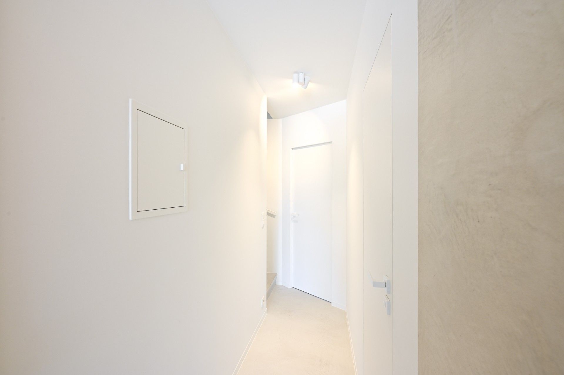 Gerenoveerde duplex met 3 slaapkamers en terras foto 6