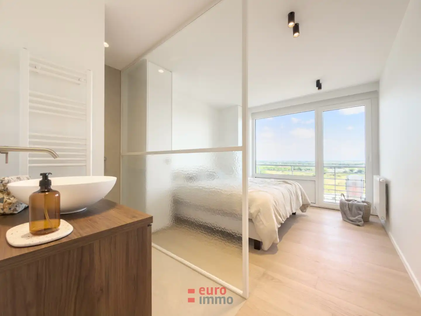Uniek zeedijkappartement met adembenemende zichten op de 15e verdieping foto 18