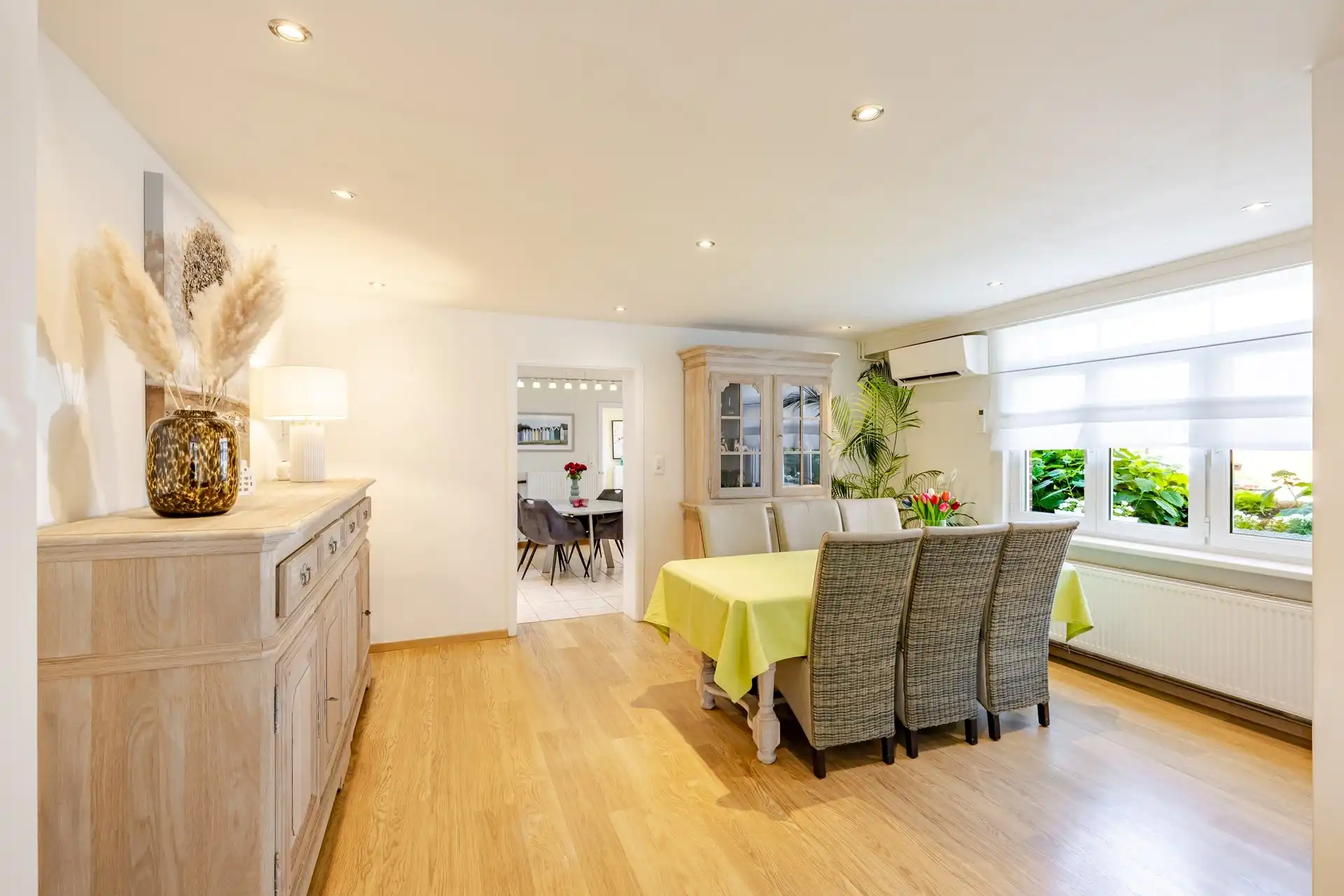 Prachtige woning met 3 slks en dubbele garage op topligging foto 6