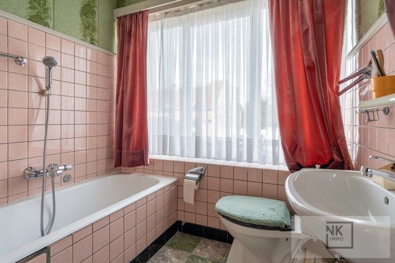 Huis met 3 slaapkamers op centrale ligging te Kasterlee op een perceel van 1055 m²! foto 19