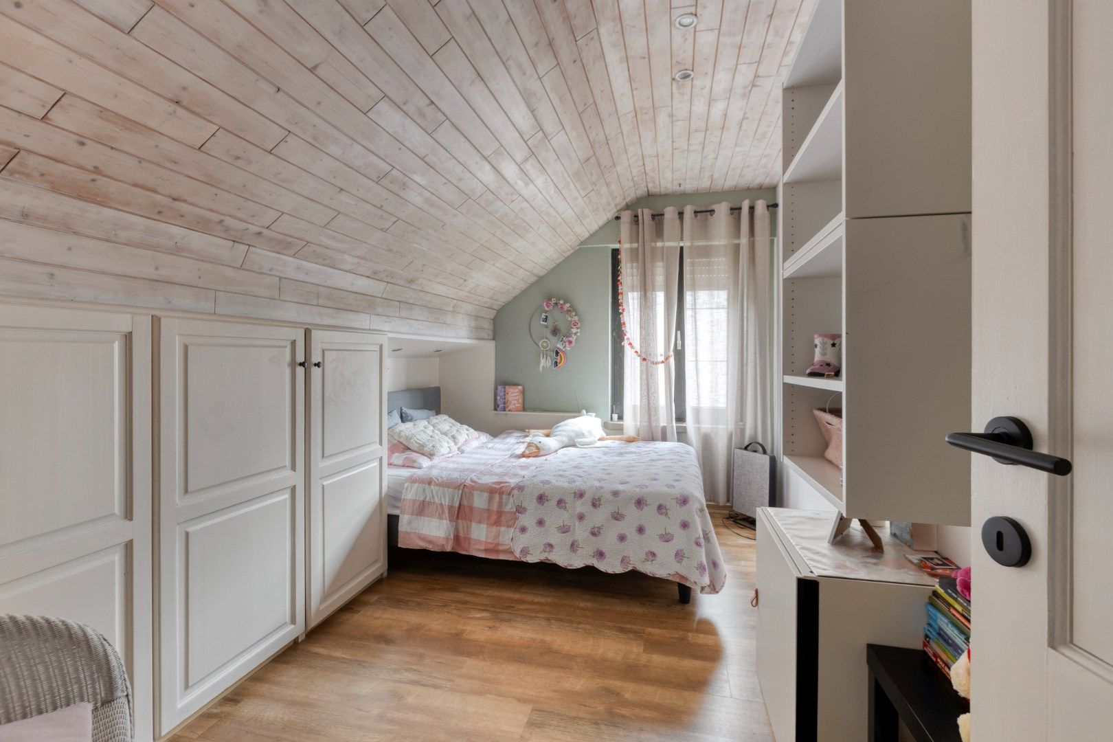 Charmante woning met 4 slpks en verwarmd zwembad op een zonnig perceel van 942 m² !  foto 20