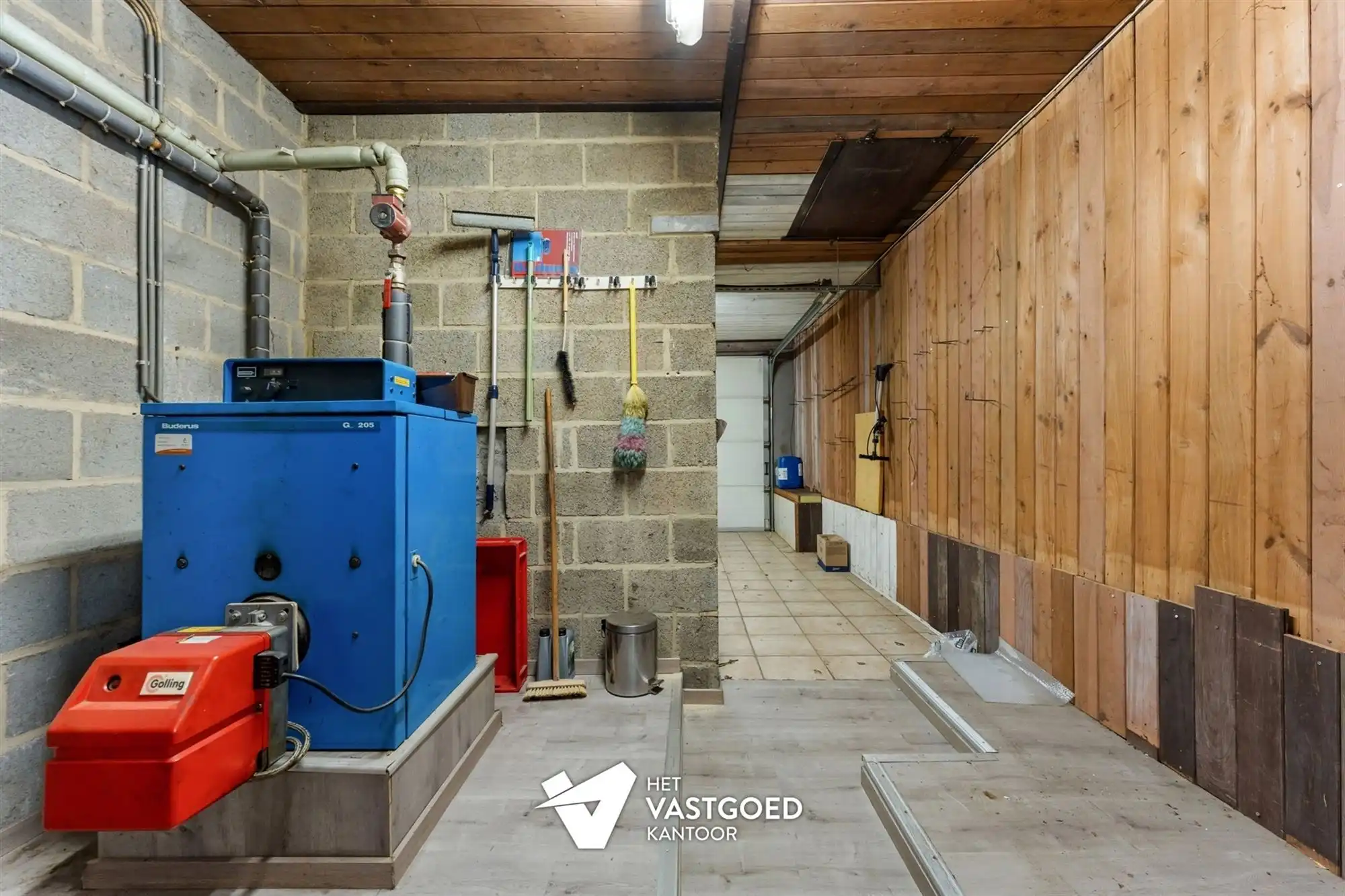 WONING MET VEEL POTENTIEEL OP GUNSTIG GEORIËNTEERD PERCEEL VAN MAAR LIEFST 20 ARE foto 18