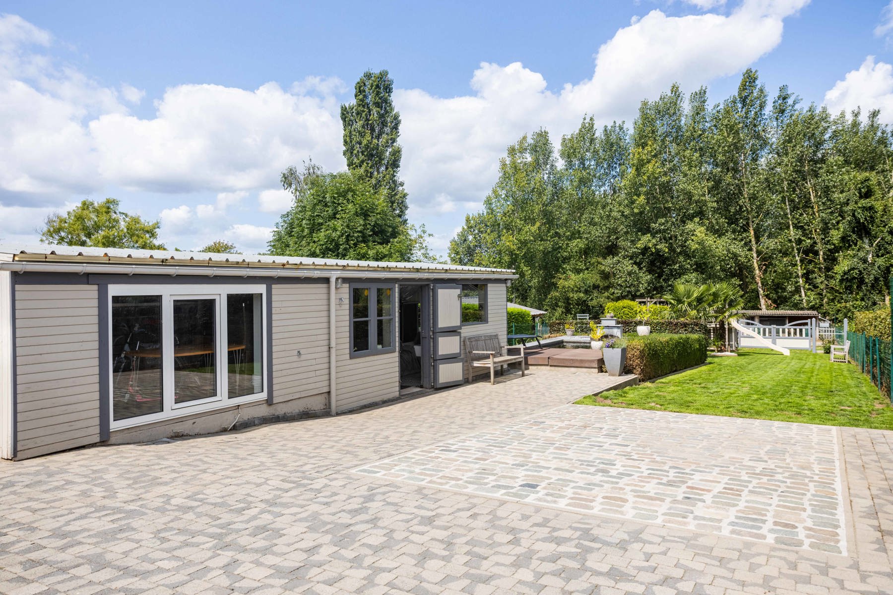 Riante instapklare woning te koop in rustige buurt foto 26