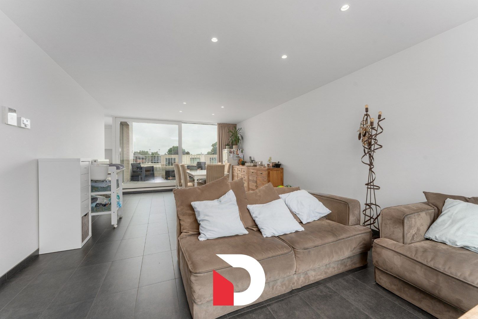 Recent 2-slpk appartement met terrassen op topligging te Sint-Michiels foto 4