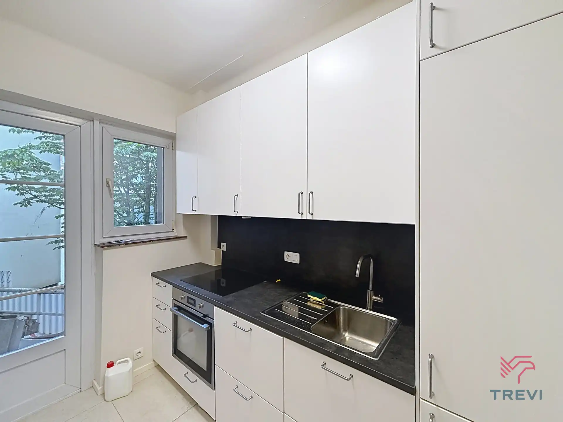 TROONWIJK - Mooi appartement met 2 slpk, recent gerenoveerd foto 9