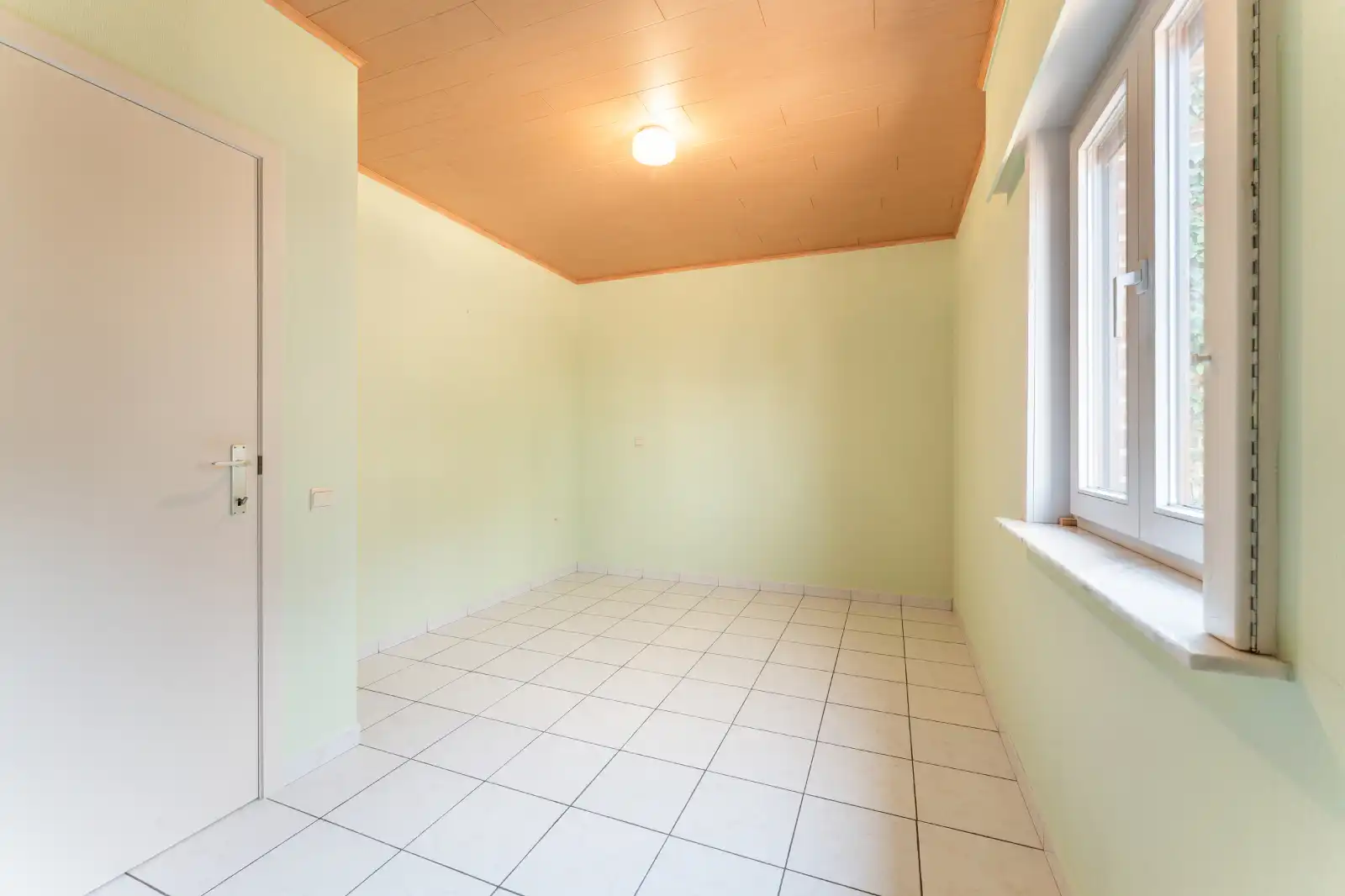 Ruime gezinswoning in het hart van Ardooie! foto 26