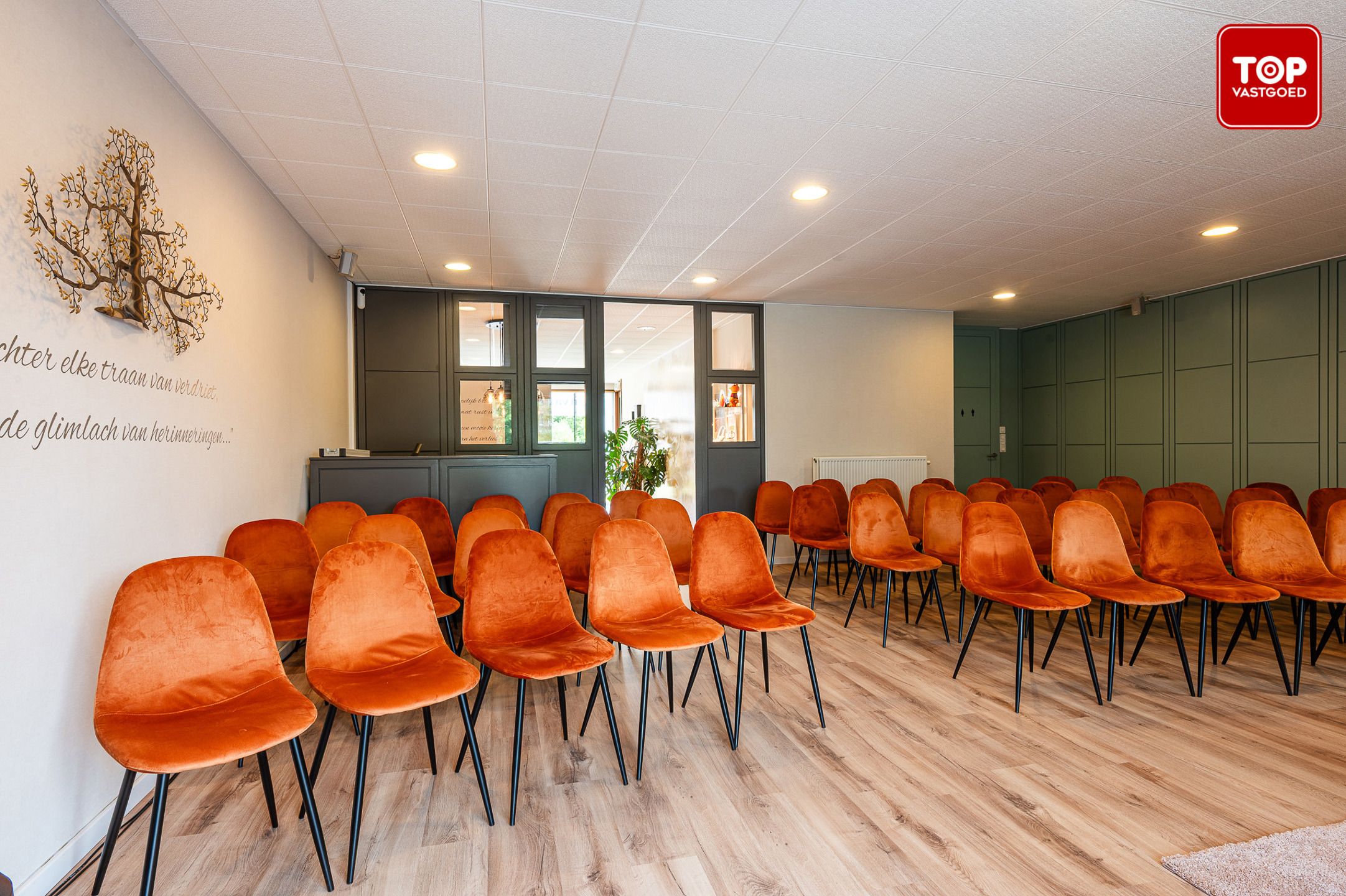 Handelsruimte met buitenruimte op topligging foto 10