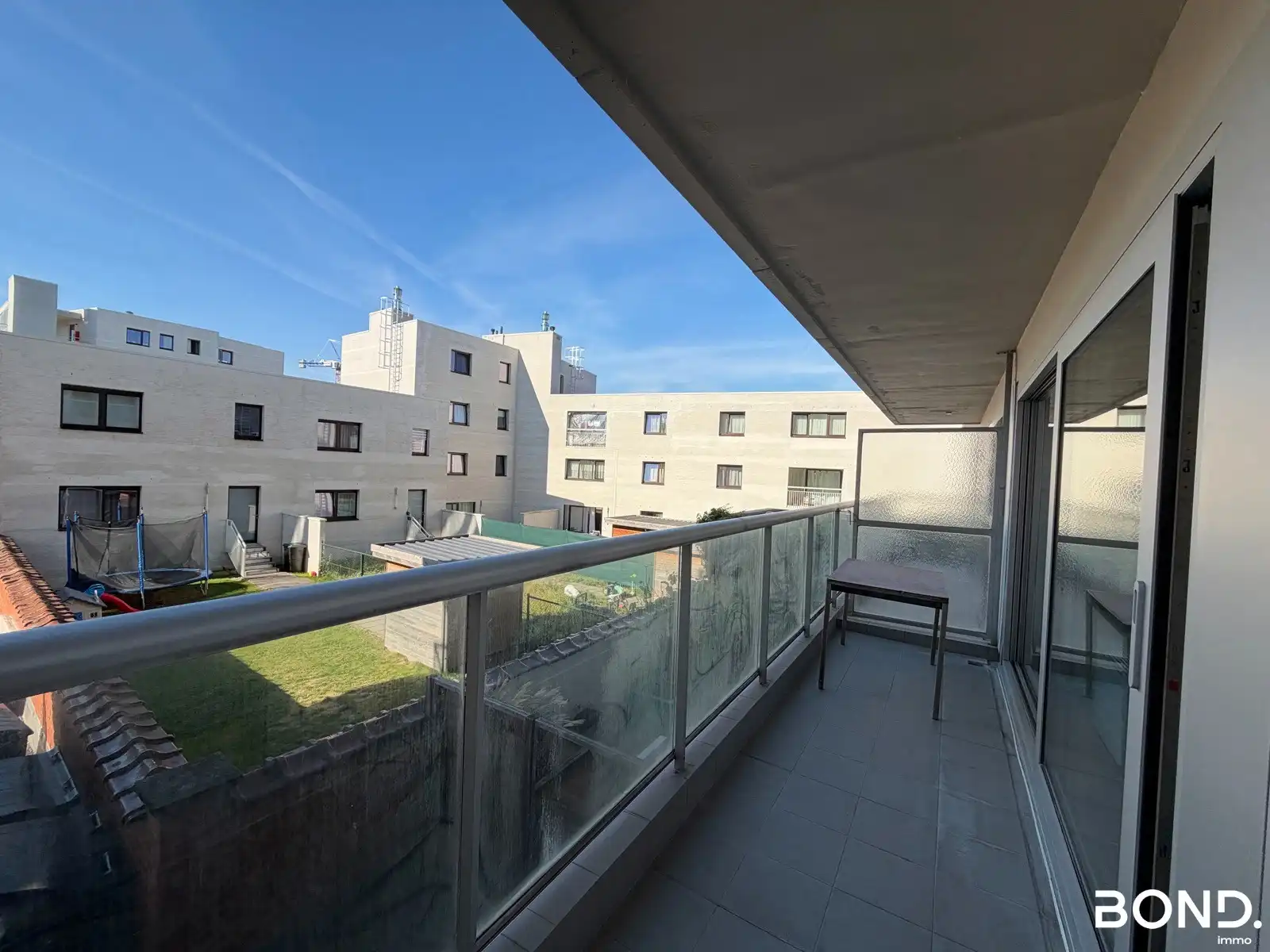 Gerenoveerde studio met terras te huur in hartje Leuven foto 8